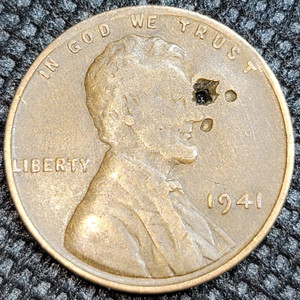 U.S.-1941 WHEATBACK COPPER PENNY-PENDANT PENNY'S FROM THE PAST-MANMADE the hole!