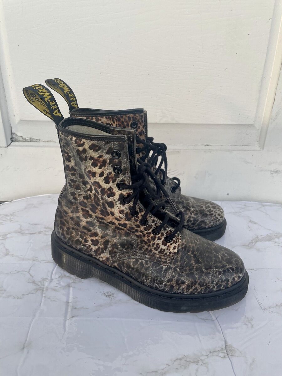 Dr Martens Leopard Cheetah Print Combat Boots 1460 Lace Up Dr Martens Leopard Cheetah Print Combat Boots 1460 Lace Up