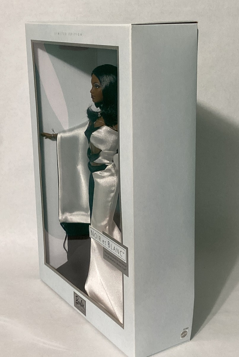 Limited Edition NOIR ET BLANC (AA) Barbie 2003 BCC Club Limited Edition NOIR ET BLANC (AA) Barbie 2003 BCC Club