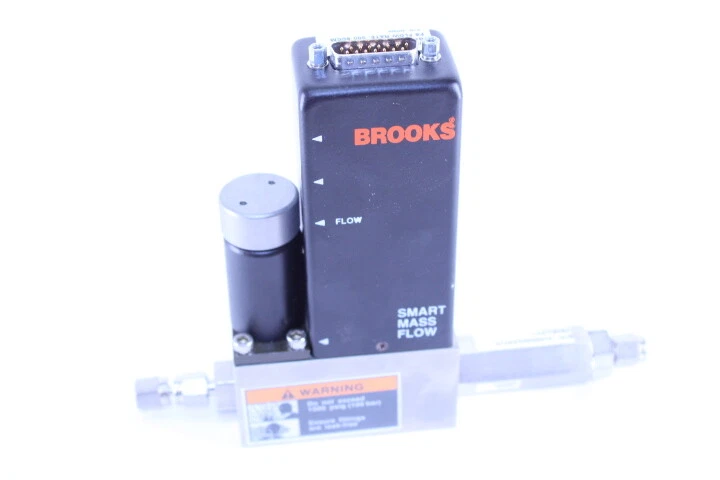 BROOKS Mass Flow Controller 5850S / BC1CA1EB3AA1B1 500 SCCM Oxygen - Image 2 of 4