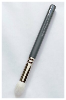 STIPPLING BRUSH UNDER EYE FOUNDATION CONCEALER POLIEREN GESICHT PUFFER MAKE-UP PINSEL 
