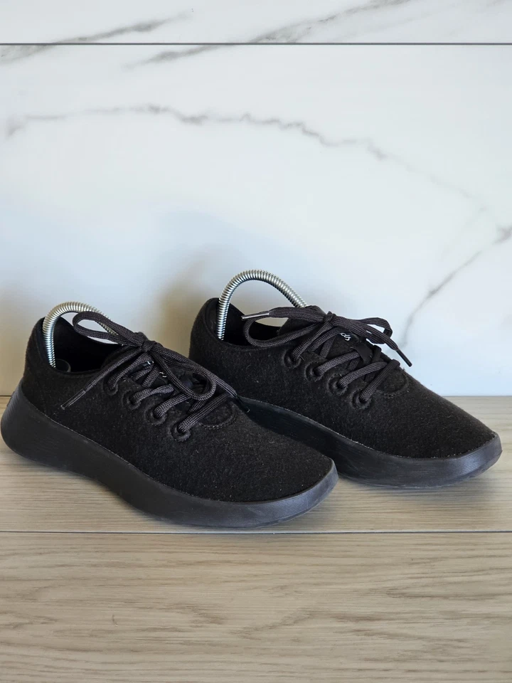 Allbirds Women's Wool Runners Natural Black (Black Sole) Size 8 - Image 3 of 4