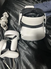 Oculus Quest 2 VR Headset 128GB with BoboVR M2 Headstrap/Battery - no charger
