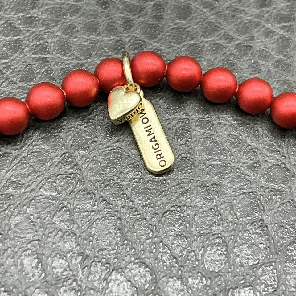 Origami Owl Disney Winnie The Pooh Red Beaded Stretch Bracelet Gold Tone 7" - Image 3 of 4