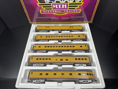 Juego de 5 vagones de pasajeros aerodinámicos MTH 20-65186 Union Pacific UP 70' NUEVO EN CAJA | Condition: Used