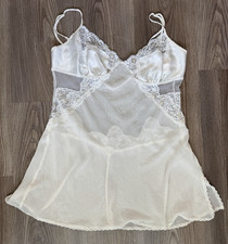 VTG Victoria  s Secret Sheer Lace Camisole Lingerie Top Women's Size Small Ivory