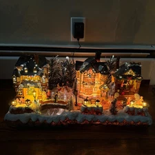 Target 2006 Fiber Optic 20.5" Lighted Christmas Village Holiday Decor