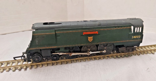 Triang R356 BR Battle of Britain 34003 Plymouth Lok läuft Reparatur Spurweite OO | Zustand: For parts or not working