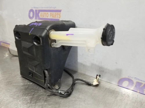 99 1999 CHEVY TAHOE WINDSHIELD WASH JUG RESERVOIR - Picture 4 of 12