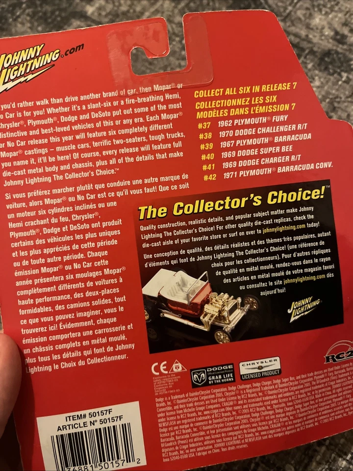 1:64 Johnny Lightning #41 MOPAR 1969 Dodge Charger R/T Blue Metallic/ Black - Image 2 of 3