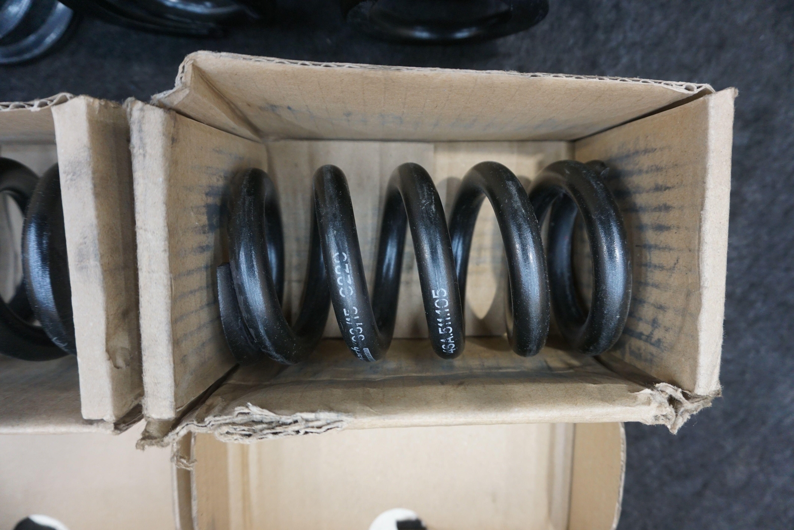 Set Of 12 Strut Spring Coil 220 265 280 310NM/MM Audi R8 GT4 4S 2016-18