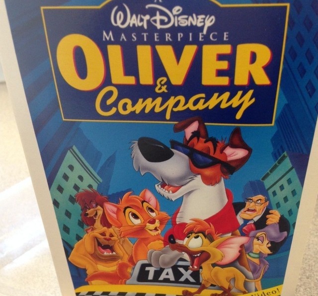 WALT DISNEY OLIVER & COMPANY FIGURINEHAPPY MEAL COLLECTABLE eBay