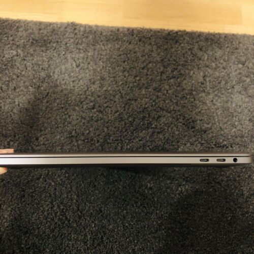 MacBook Pro Touch Bar |15.4"|Intel QuadCore i7 2,9 GHz|Radeon Pro 460| - Bild 12 von 12