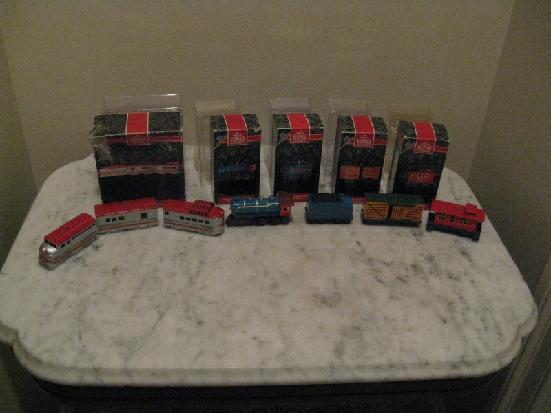 HALLMARK 1992 CAST METAL TRAIN ORNAMENTS – SKY LINE AND SILVER STAR