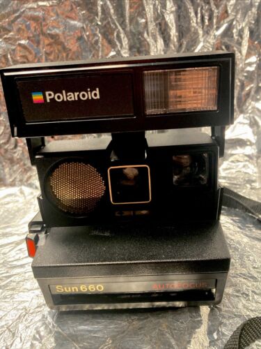 Vintage Polaroid Sofortbildkamera Sun 660 Autofokus ungetestet wie mit Riemen - Bild 1 von 20