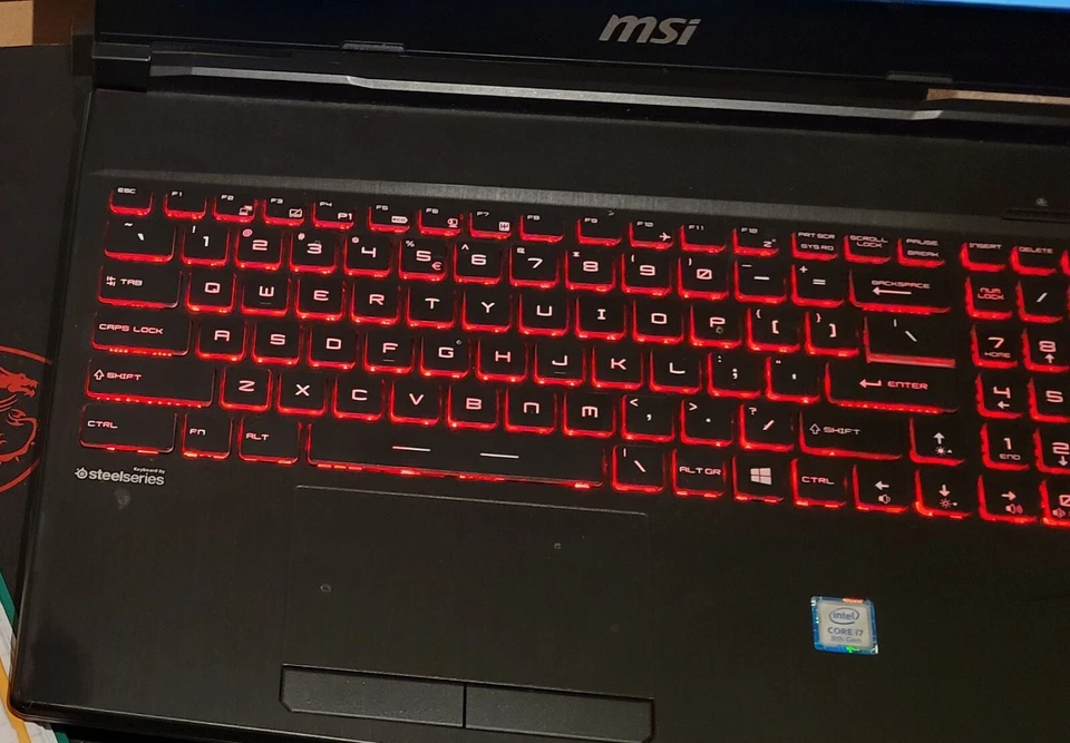 MSI GP63 Leopard 8RE-077 15.6" (256GB SSD, Intel Core i7 (8th Gen),... - Image 3 of 4