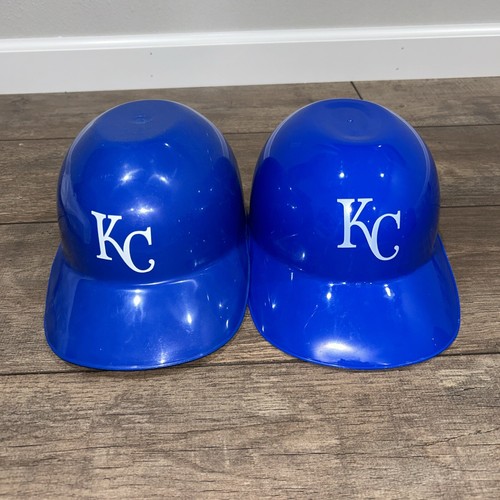 2-KANSAS CITY ROYALS LOGO EISBECHER HELME VINTAGE SAMMLERSTÜCK SCHÖN - Bild 1 von 3
