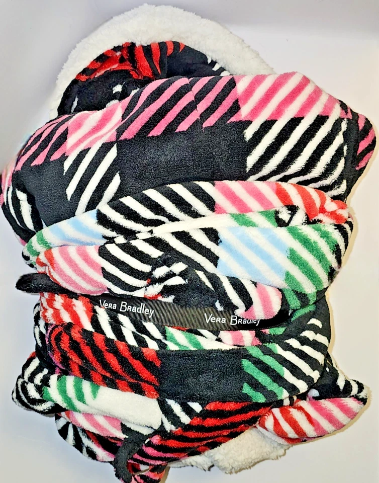 Vera Bradley Cozy Life Bata de Vellón con Capucha en Cintas a Cuadros Talla Pequeña \ Mediana Foto 4 de 4