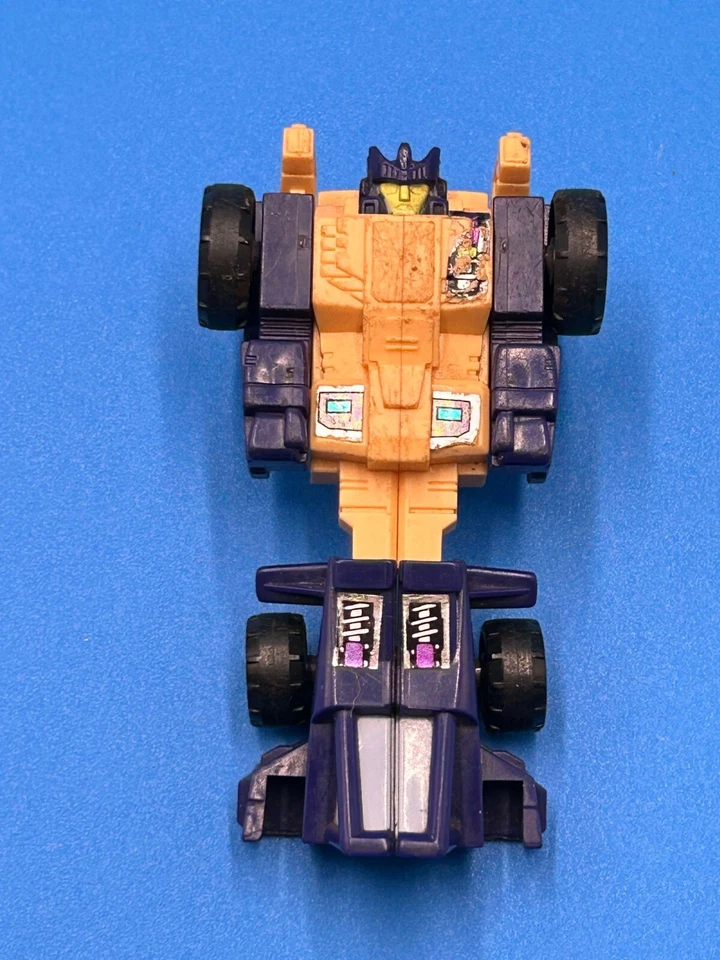 Vintage Transformers G1 Triggercon Ruckus Action Figure Hasbro 1988 - Image 3 of 4