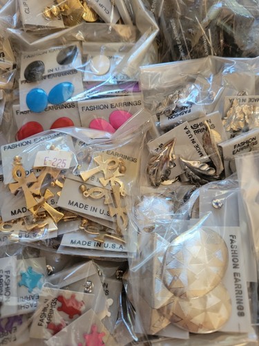 LOTE DE MÁS DE 5 LB Pares de Pendientes Venta al Mayor Nuevo Surtido Disfraz Joyería Tesoro Mixto - Imagen 4 de 10