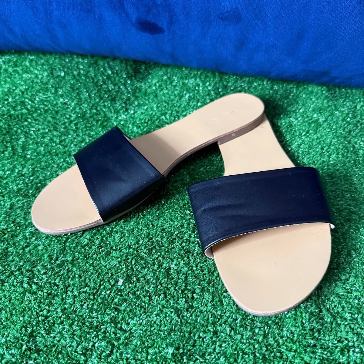 Sandales Plates Mules Forever 21 - Faux Daim, Pointure 9 - Neuf Sans Emballage