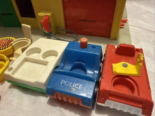 Fisher Price Little People Play Family Village #997 1973 de colección - People & Cars - Imagen 6 de 18