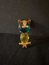 Vintage Owl Brooch Pin Faceted Green Glass Gold Tone 2 Inches
