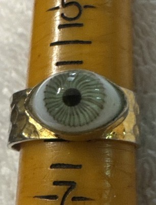1 adjustable Evil eye ring good luck charm ward off evil spirits Iris Green vtg