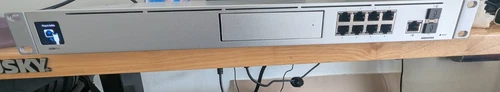 Ubiquiti UniFi Dream Machine Pro UDM-Pro  (4tb Drive Included)