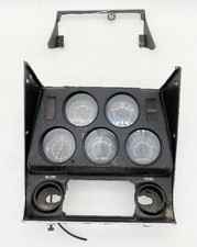 1972 Chevrolet Corvette C3 Center Console Gauges Temp Fuel Clock Battery Oil 1972 Chevrolet Corvette C3 Center Console Gauges Temp Fuel Clock Battery Oil