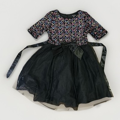 zunie party dress  Looking for a mermaid dress that shines? Do we have one for you!   #mermaid #summervibes #zunie #zuniedresses #tutudress #family  #fashionista #girlsdresses #tutucute #sparkle #girlsfashion #kidsootd  #outfitoftheday