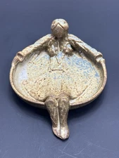 VINTAGE STUDIO ART POTTERY BOWL ASHTRAY TRAY FEMALE SIGNED ANNA PORTER 1982