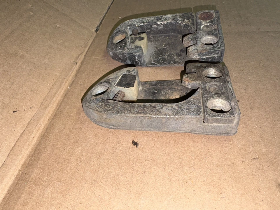 1955-1962 Chevy Belair Impala Door Latch Striker Star Chief Starfire Bonneville - Image 2 of 4