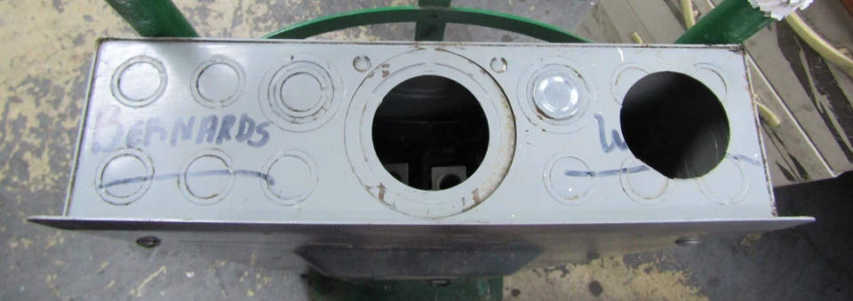 💥I-T-E PUSHMATIC ELECTRI-CENTER 150A LOAD CENTER 120-240VAC 24 CIRCUIT P4L24A - Image 3 of 4