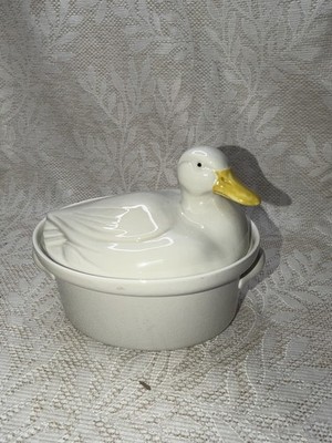 VTG White Hall Carbone Duck Covered Casserole Dish Tureen Farmhouse Country