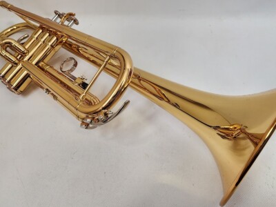 Tromba Yamaha YTR-3335 In Ottone Dorato – Strumento Usato Con Custodia – Bocchino Incluso - Foto 4