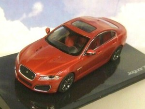 jaguar xf model car 1 18