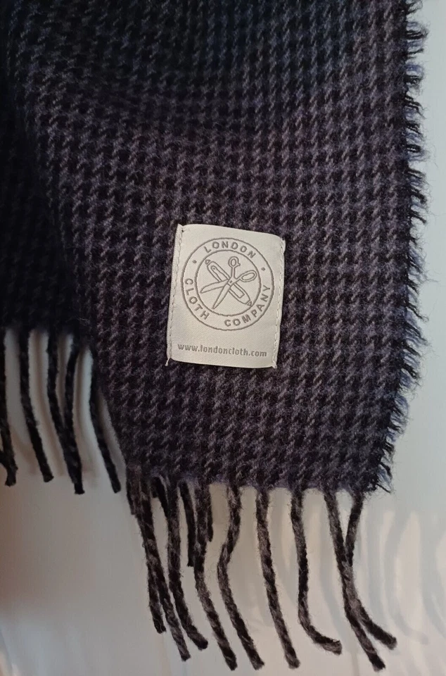 London Cloth Company Black Grey Dogstooth Houndstooth Scarf with Fringe - Image 2 of 4