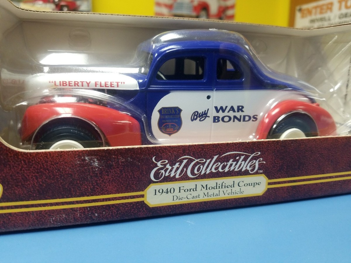 【アメリカン雑貨】ERTL FORD ERTL COLLECTIBLES 1940 FORD MODIFIED COUPE 
