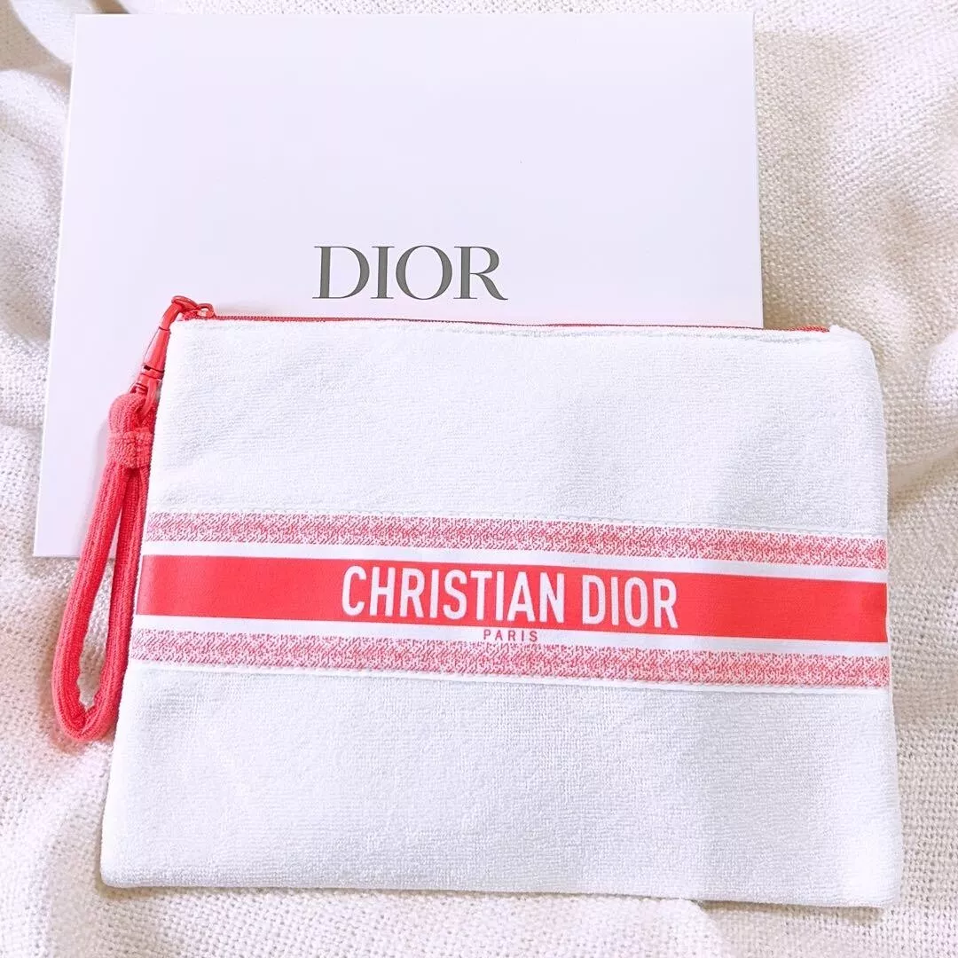Tissu serviette pochette nouveauté Christian Dior Summer 2024 17 × 24 cm neuf