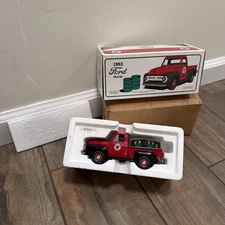 FIRST GEAR Texas Pipe Line Ford Truck Texaco Barrel Pickup 1:34 Scale# 19-1688