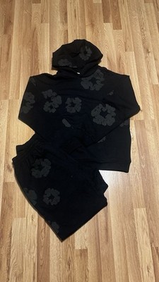 Black Tear Denim Set Size Large with Flower Design New Never Worn NWT