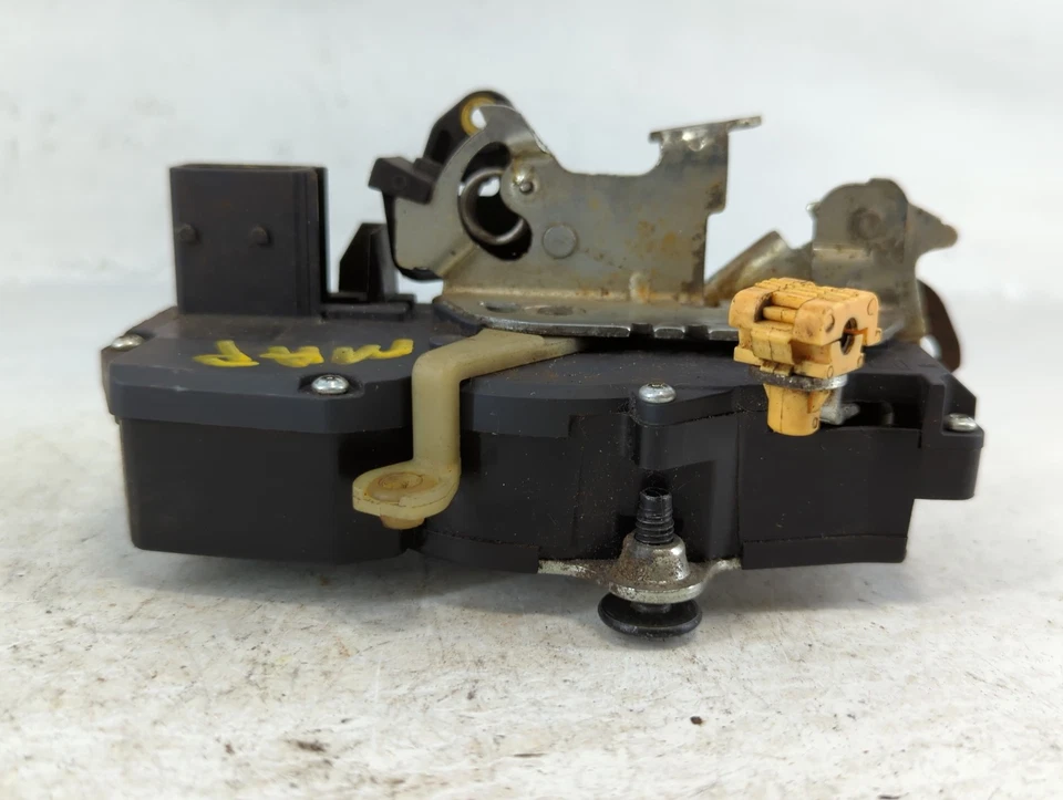 2008 Chevrolet Cobalt Door Latch AEN27 - Image 4 of 4