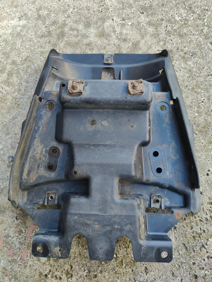 06 BMW F650GS F650GS DAKAR Rear Under Tail Tray Fairing Undertail 46627678906-03 - image 3 of 4