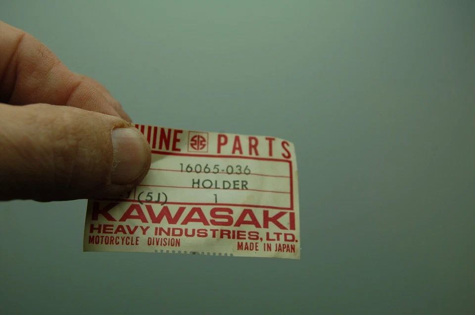 Nuevo de Lote Antiguo Original Kawasaki 16065-036 Soporte Carburador Bota KZ750 750LTD 1976-1980 Foto 2 de 4