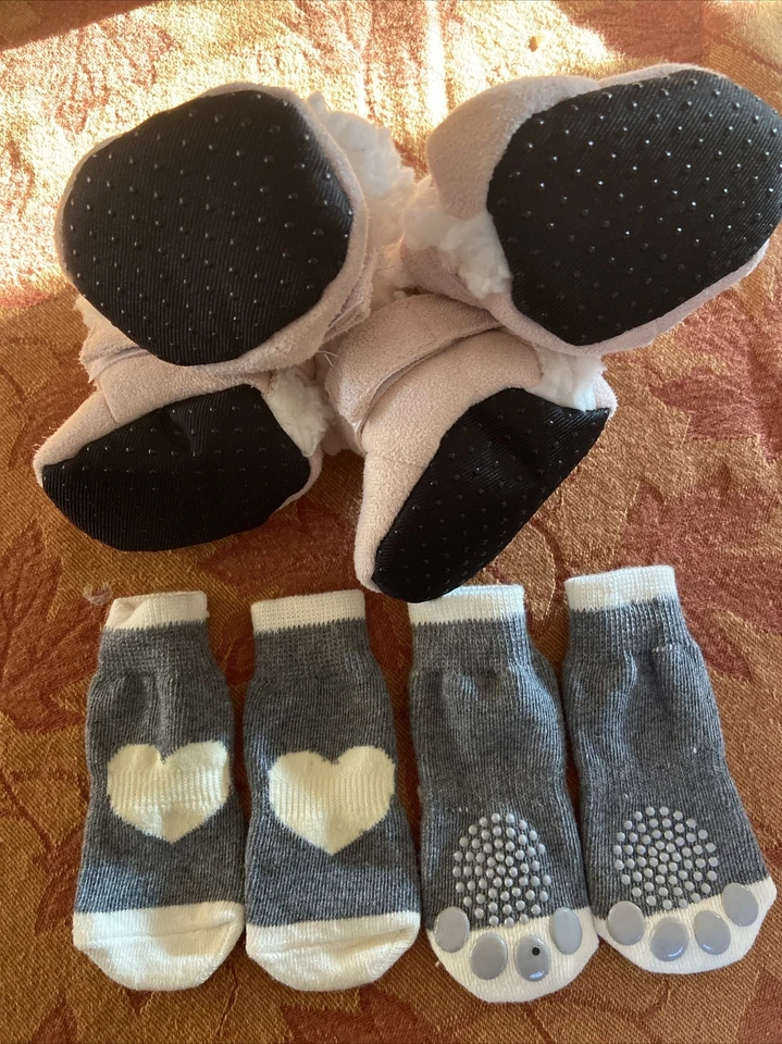 Botas y calcetines con fondo de goma para mascotas perros talla pequeña y mediana Foto 4 de 4