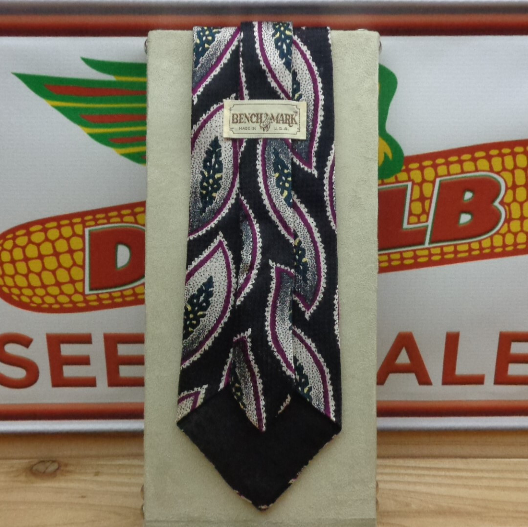 BENCHMARK "Tie" - image 2