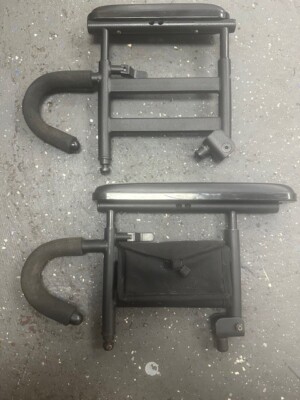 left adjustable arm rest off a quantum 610 power wheelchair DG/JM1 (12)