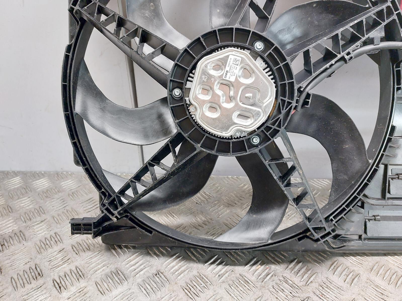 BMW 2 SERIES F44 1.5 PETROL COOLING FAN SHROUD ASSEMBLY 2021 