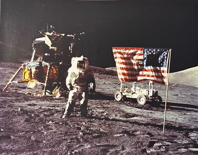 APOLLO 17  JACK SCHMITT  ON THE MOON 16x20 COLOR PHOTO PRINT